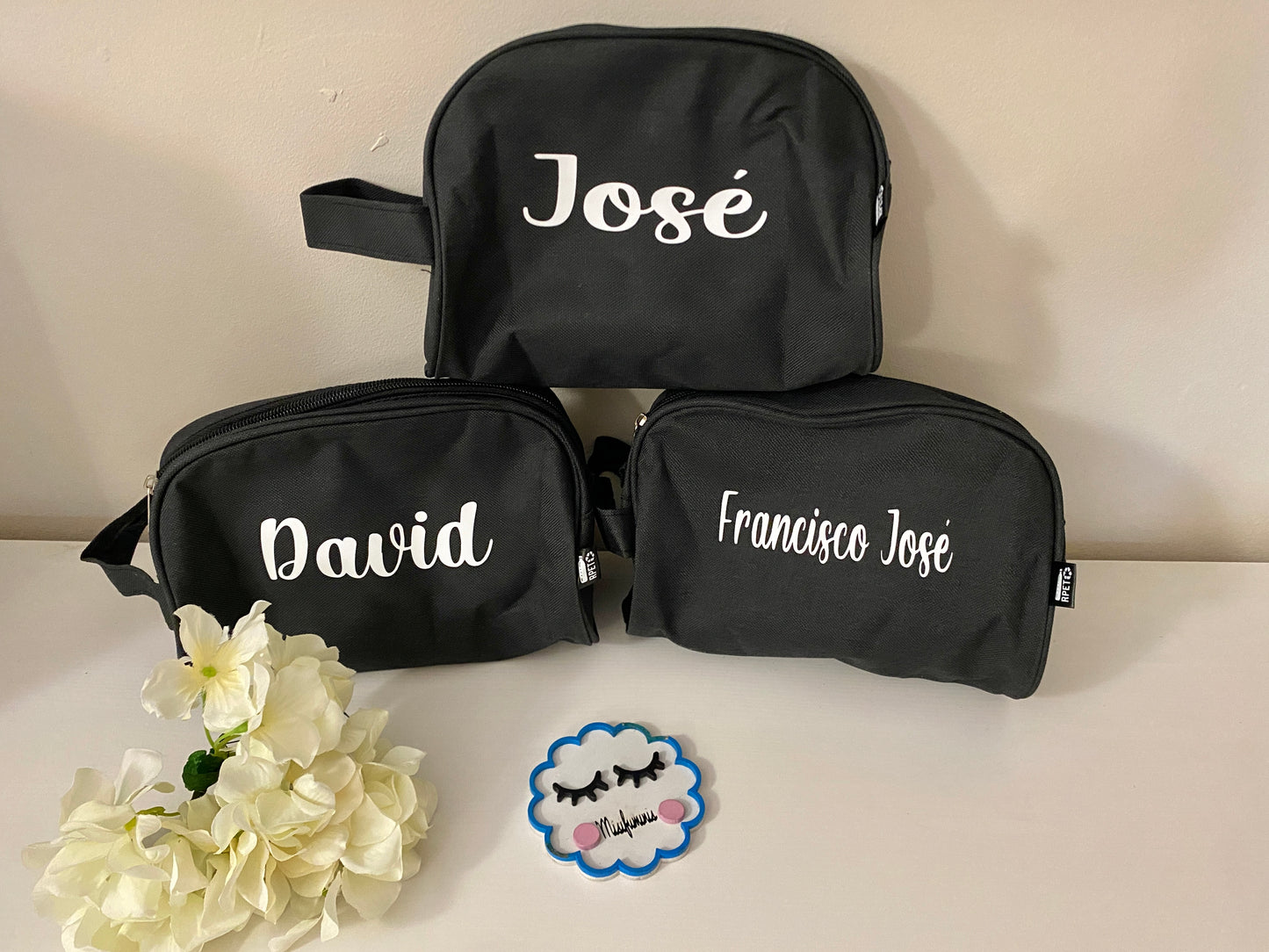 Neceser Personalizado para Regalar en Eventos - Un Detalle Único y Funcional